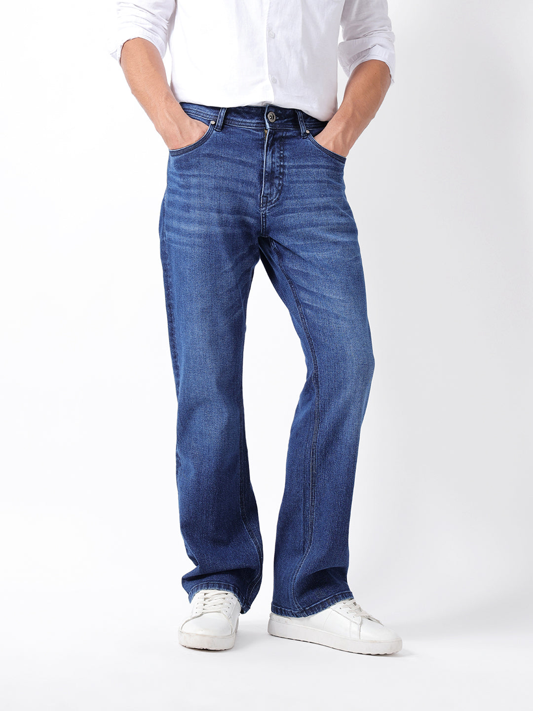 Men Blue Solid BootCut Jeans