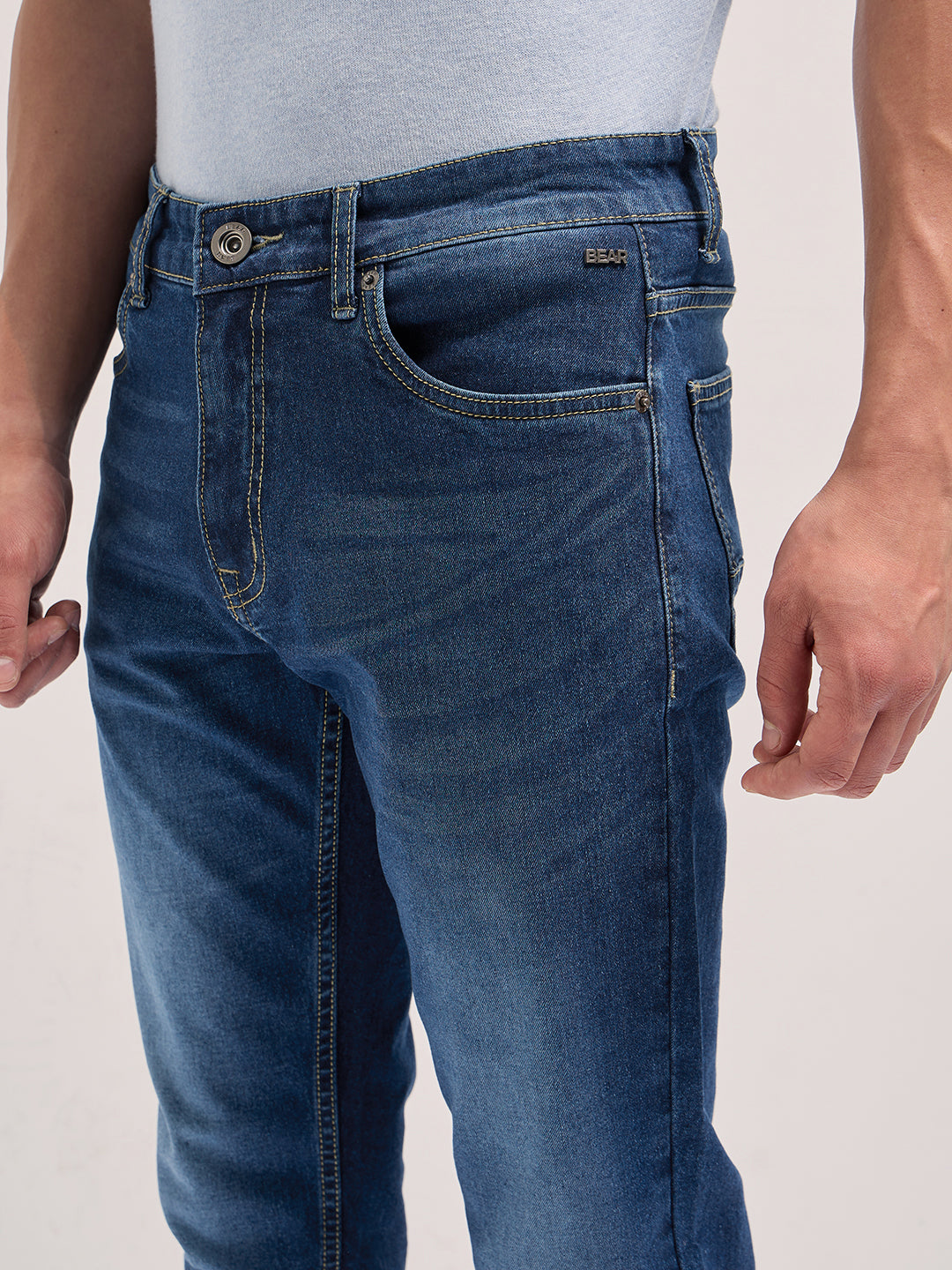 Men BlueMid Fade Mid-Rise Skinny Fit Jeans