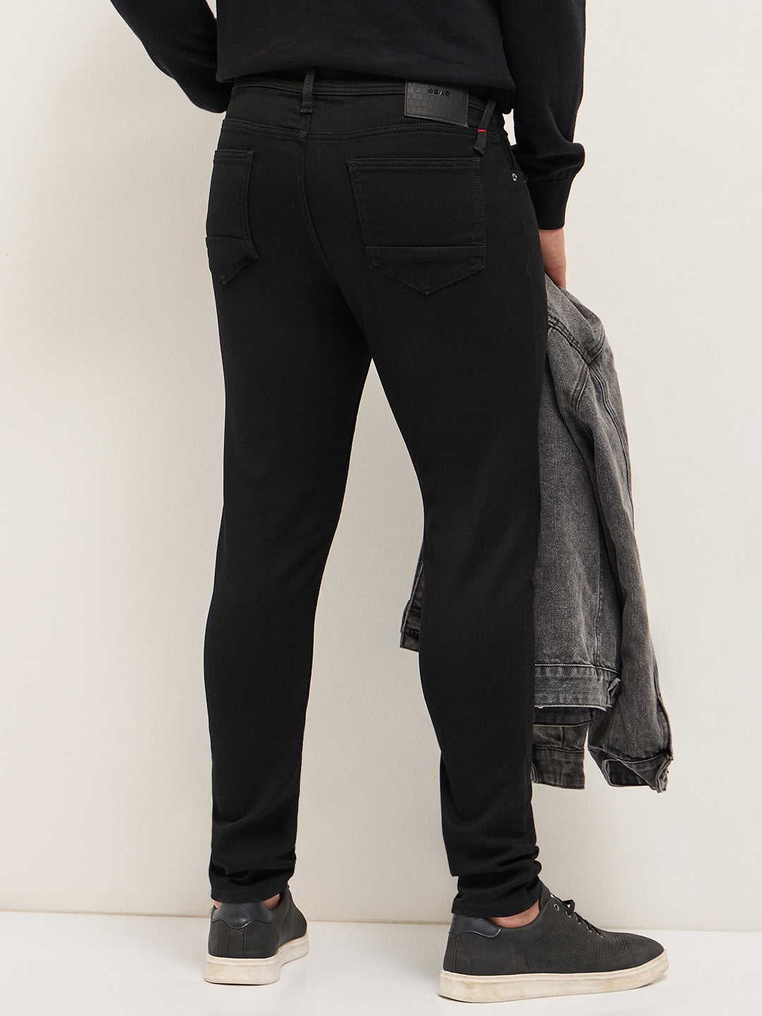 Men Black Mid-Rise Skinny Fit Jeans