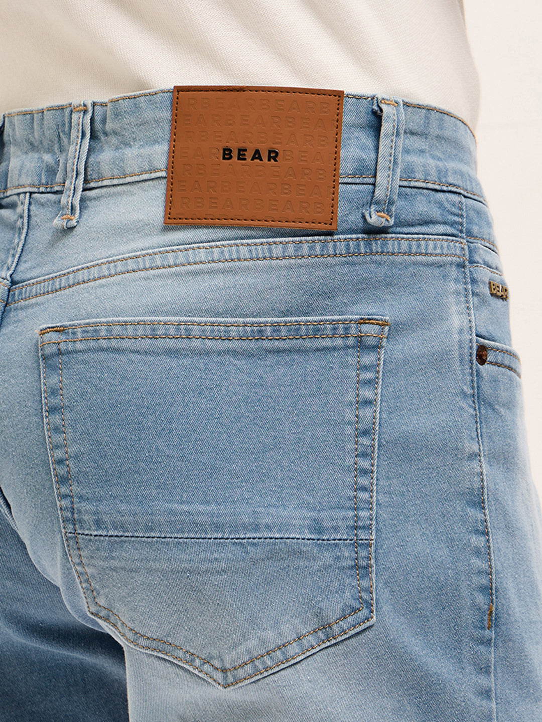 Men Light BlueLight Fade Mid-Rise Slim Fit Jeans