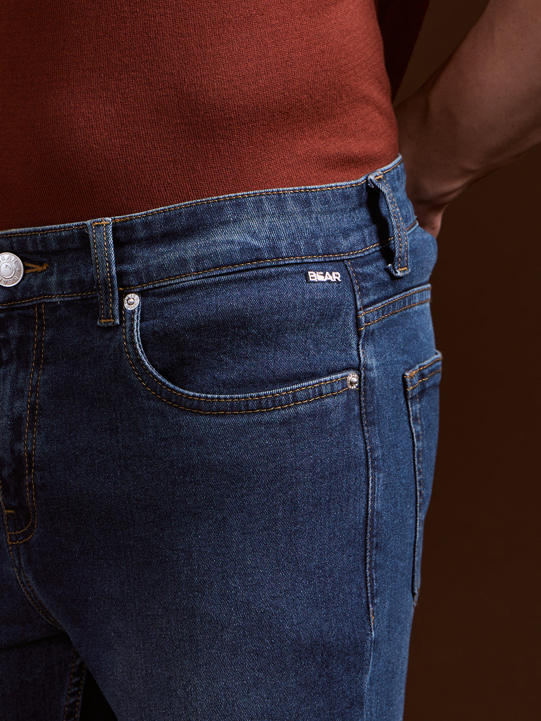 Men BlueLight Fade Lightly distressed Mid-Rise Relaxed Fit Jeans