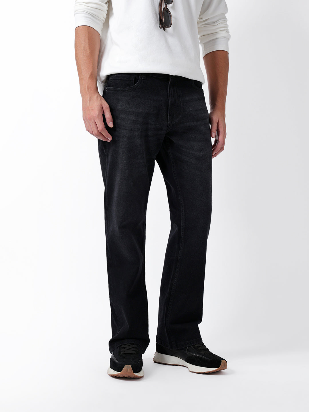 Men Black Solid BootCut Jeans