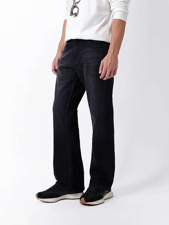 Men Black Solid BootCut Jeans