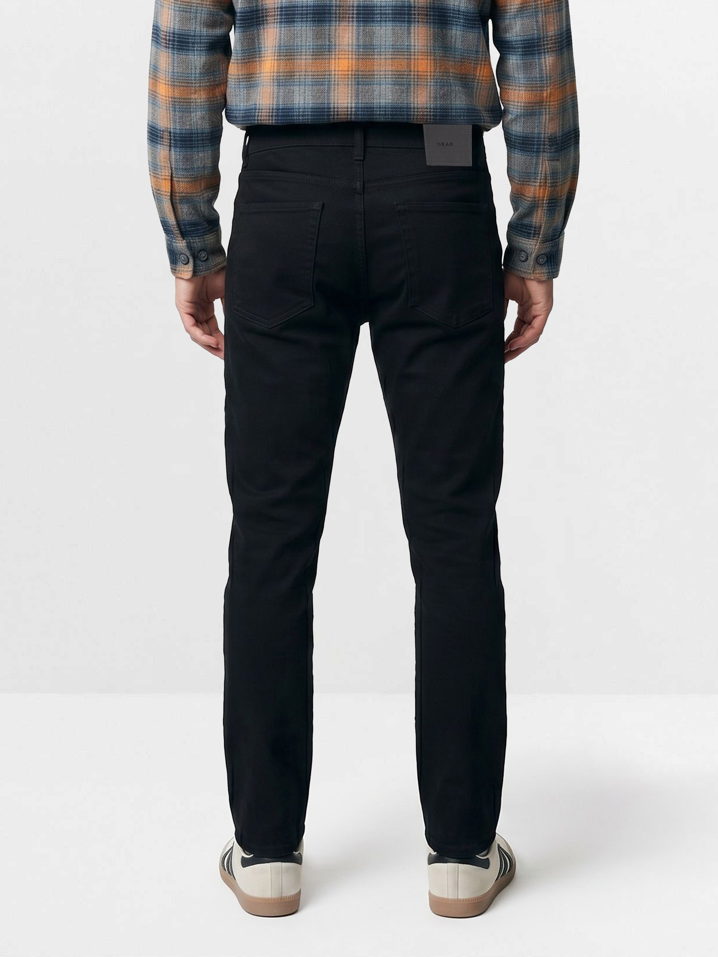 Men Black Solid Mid Rise Jeans