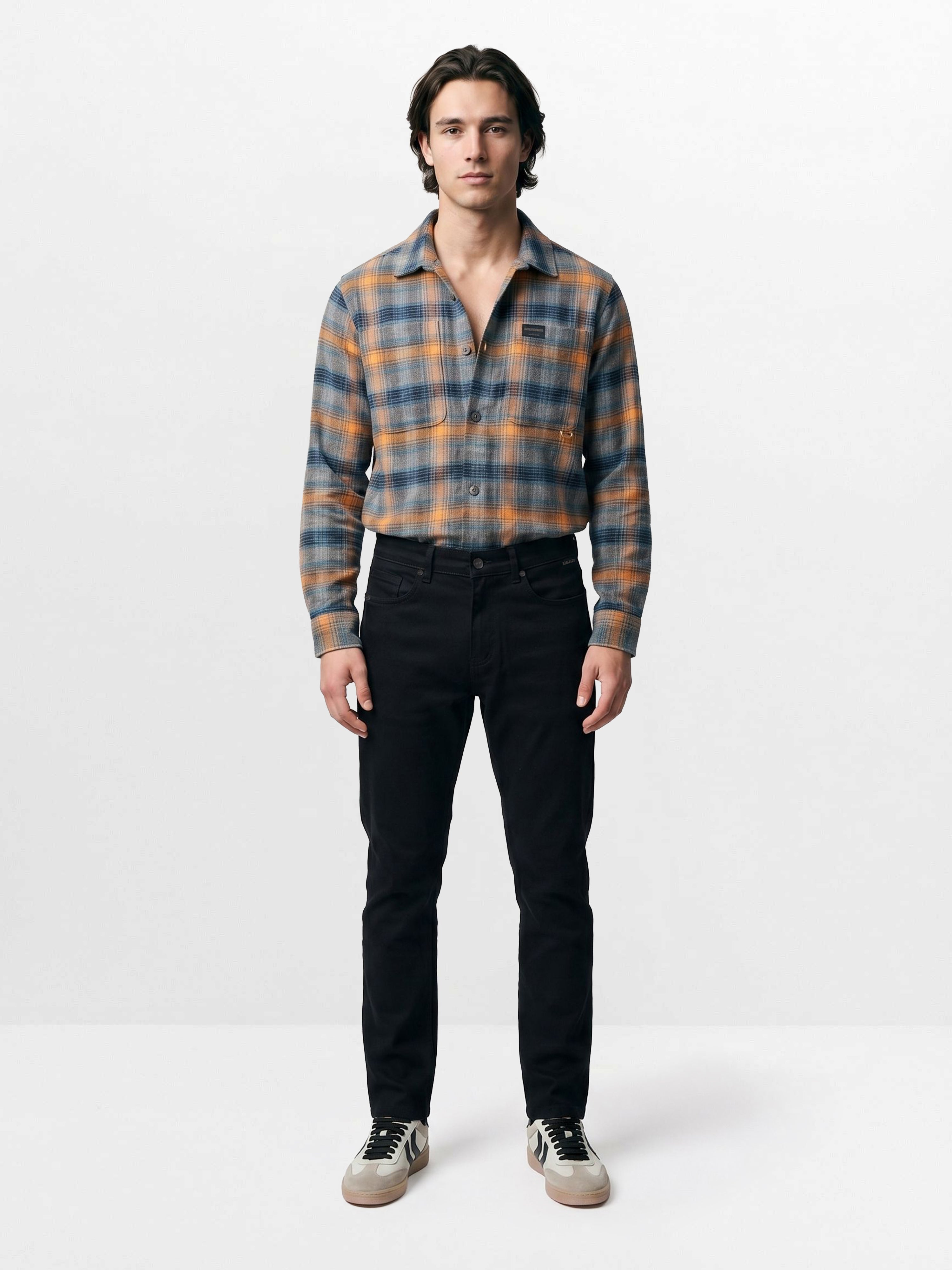 Men Black Solid Mid Rise Jeans