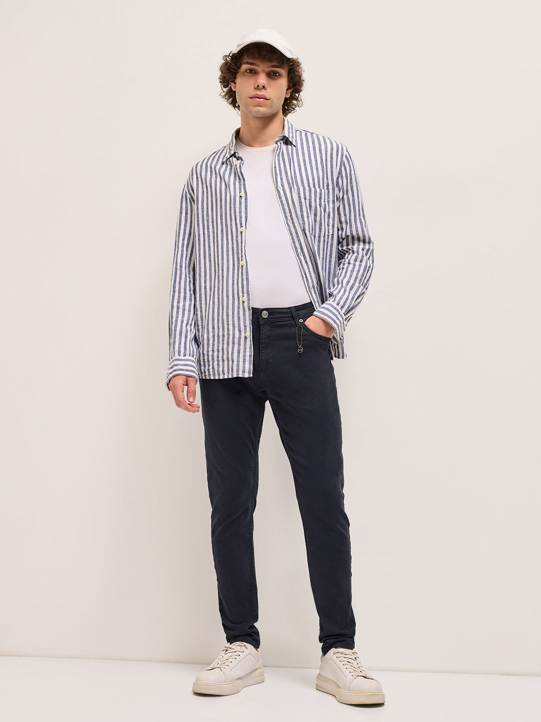 Men Stylish Dark Blue Jeans