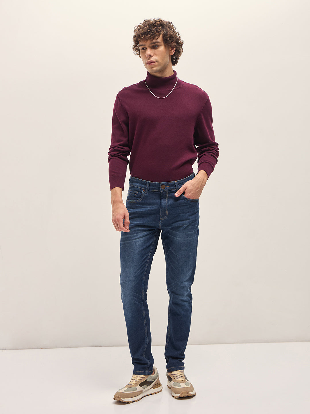 Men Dark BlueLight Fade Mid-Rise Slim Fit Jeans