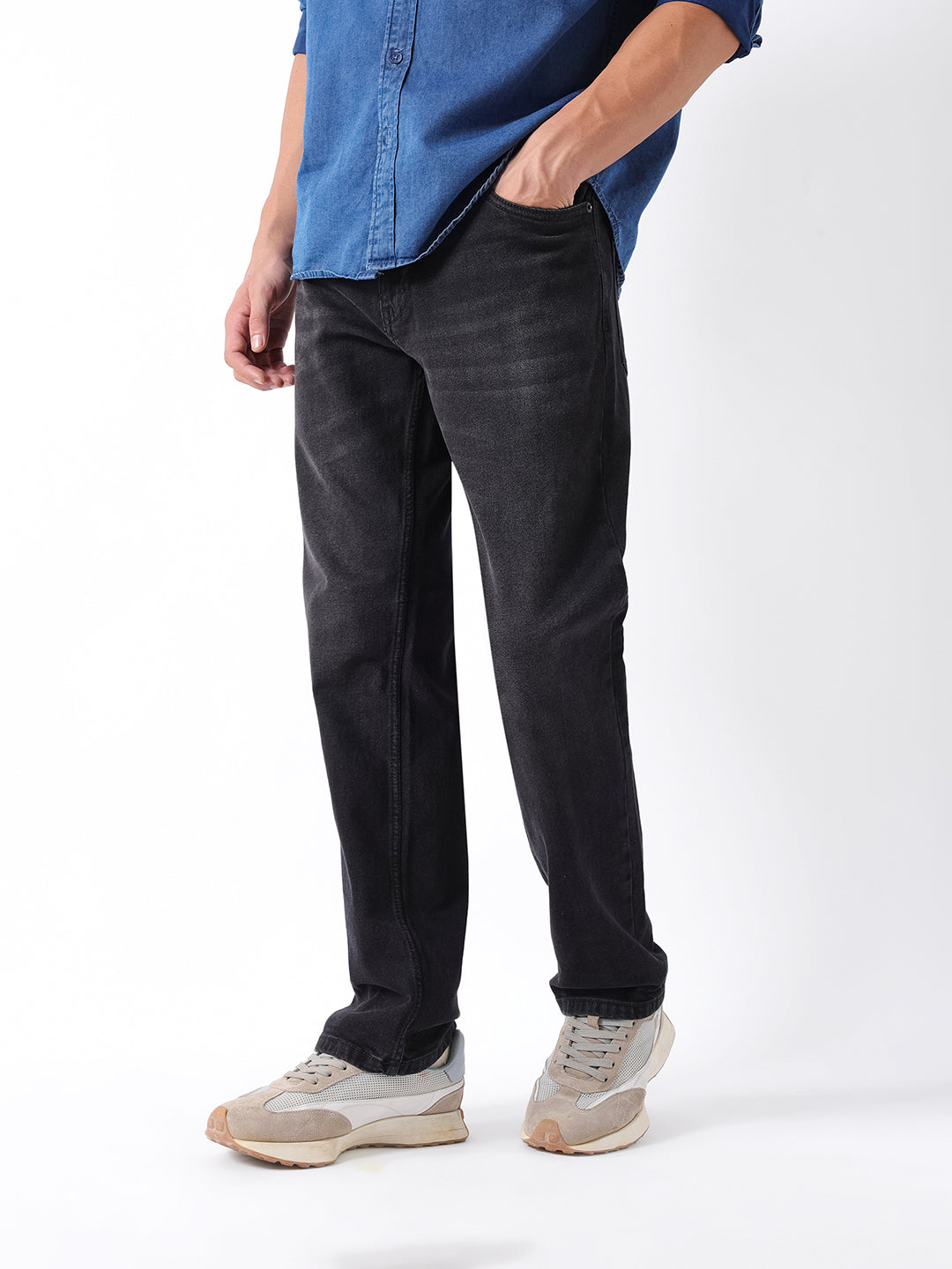 Men Black Solid Mid Rise Jeans