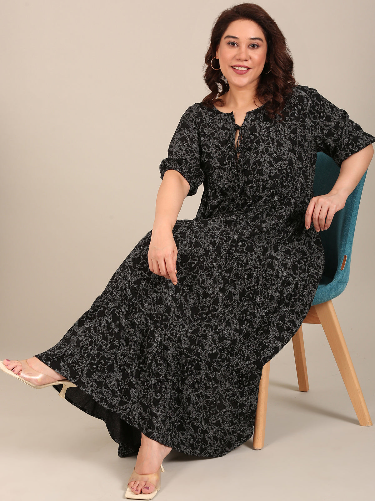 Women Printed Tiered Maxi Dress with Tie Neck