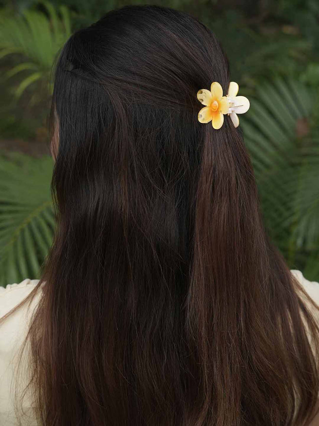 Gold Hair Claw Clips With Free Pouch Set Of 3