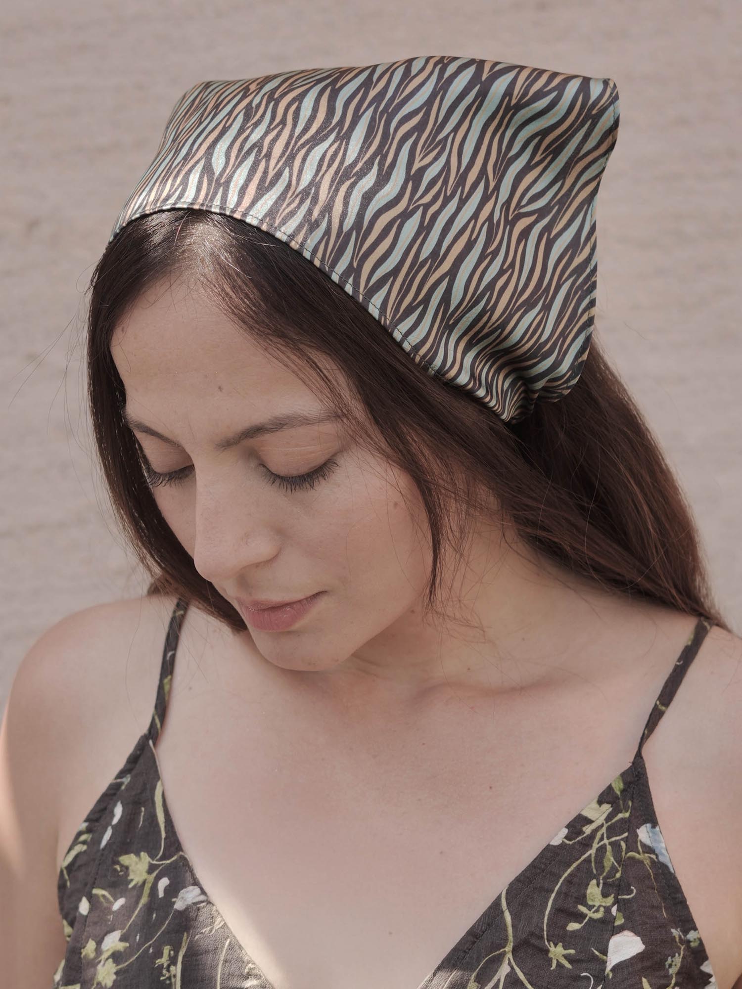 Green Zebra Patterned Headscarf