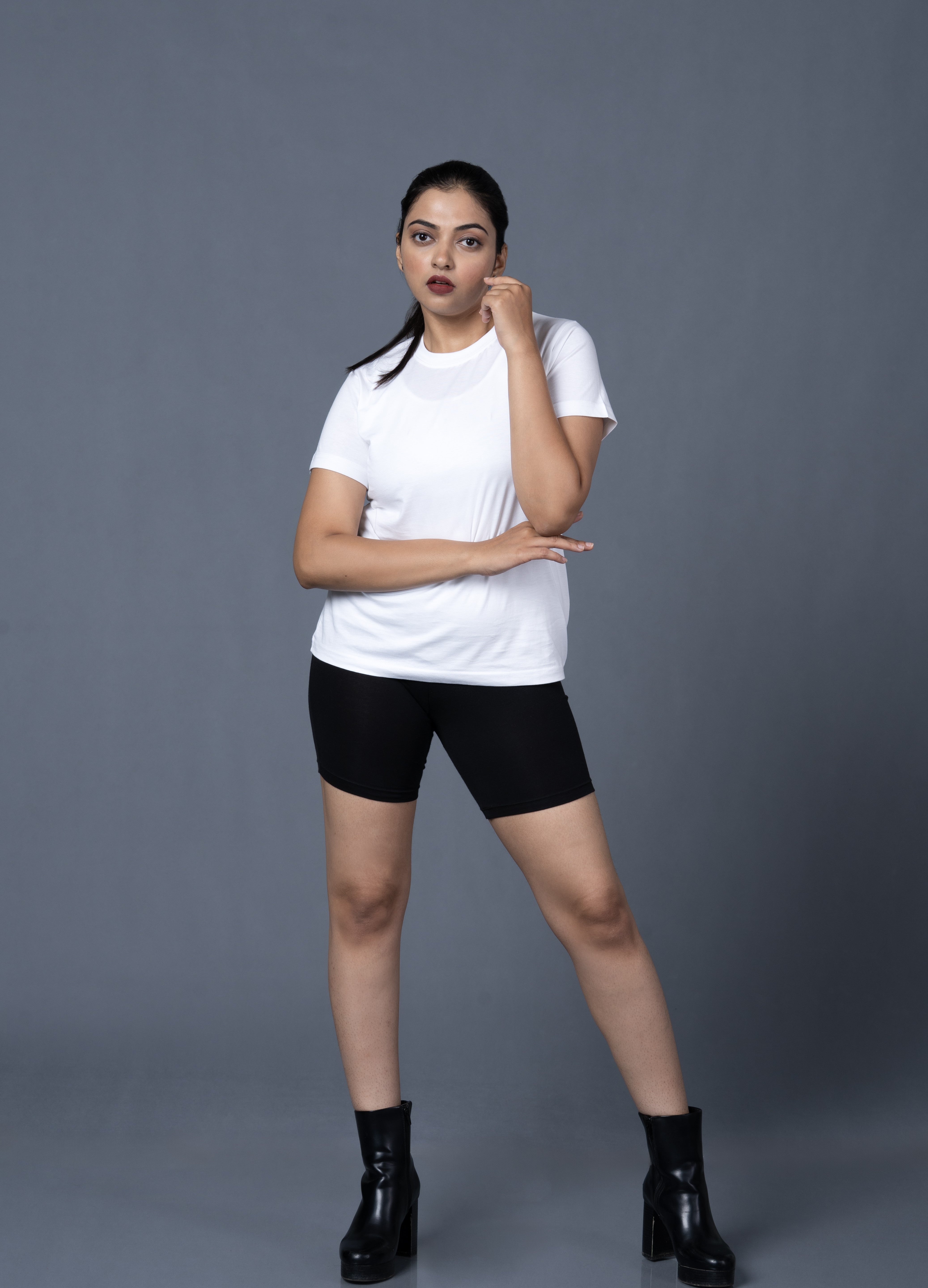 Women White Round Neck Tshirt