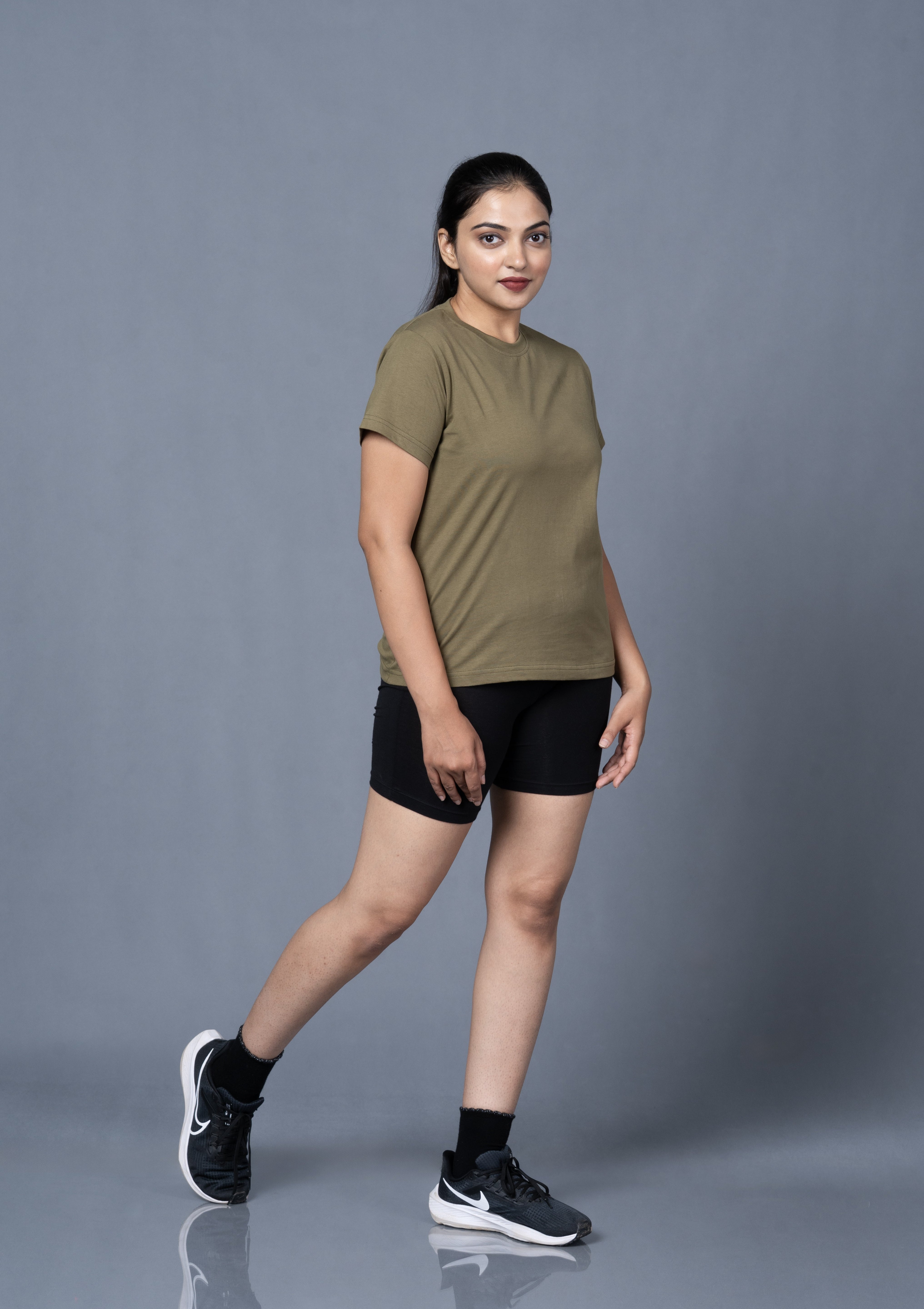 Women Round Neck Olive Tshirt