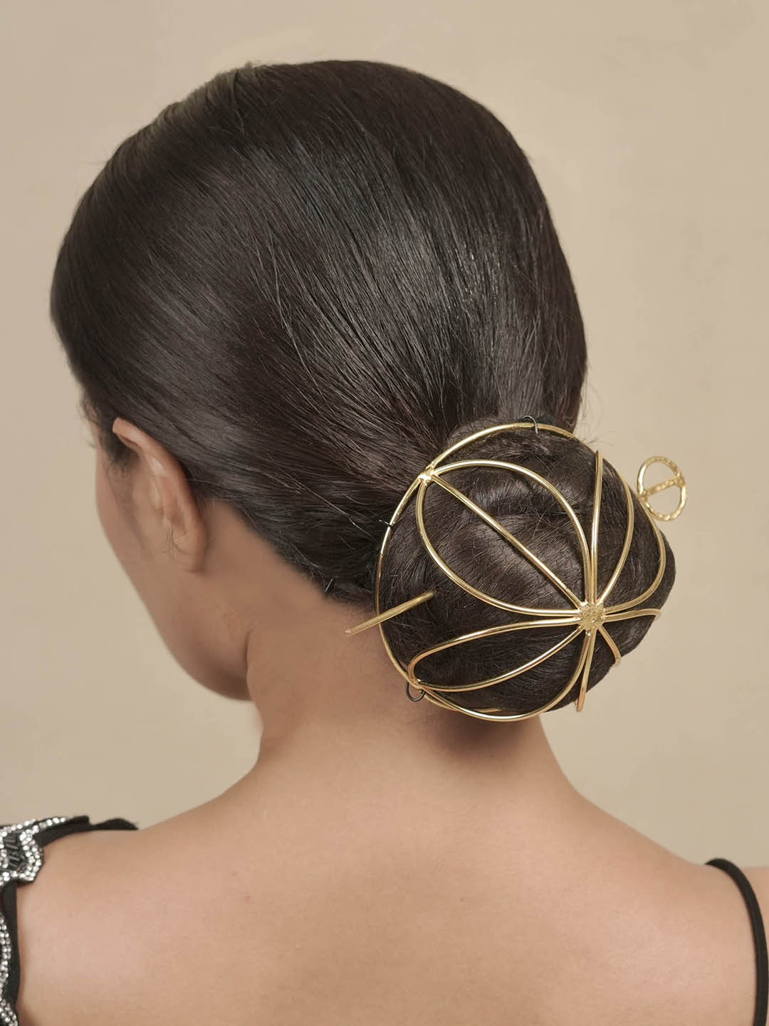 Women Gold Tara Bun Holder