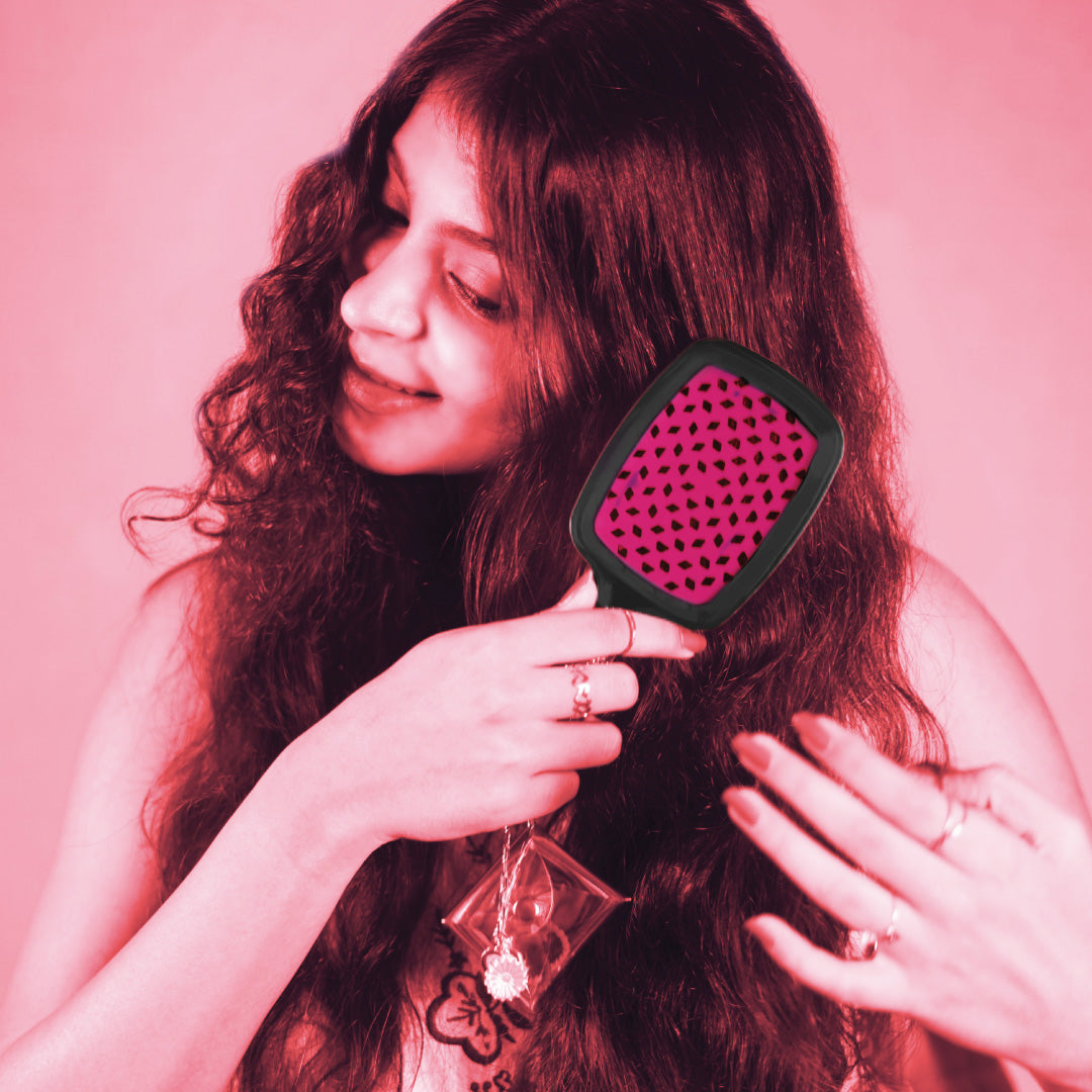Multi Drama Detangle Hair Brush with Free Pouch