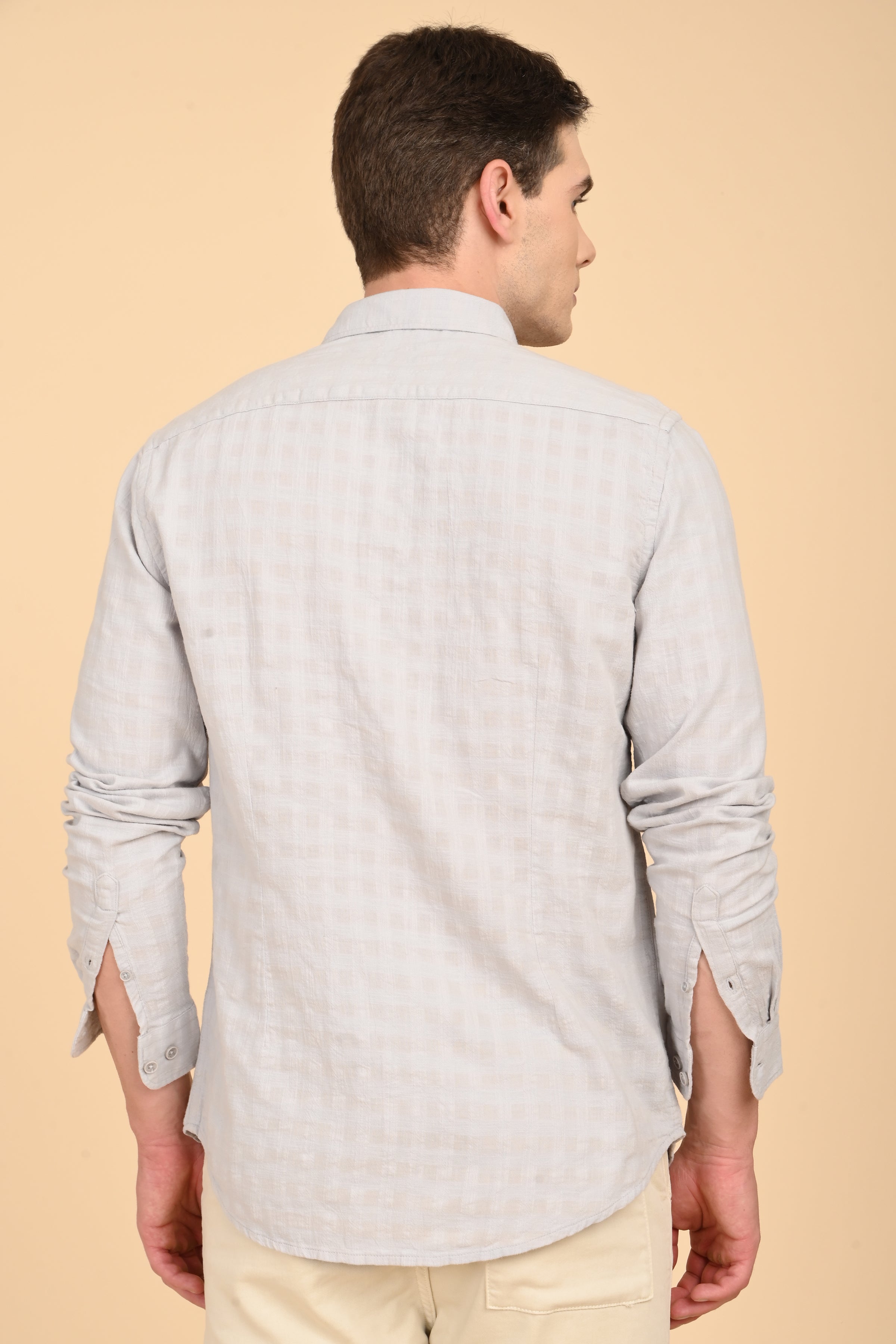 Men Milon Structured Slub Solid Shirt Lt Grey