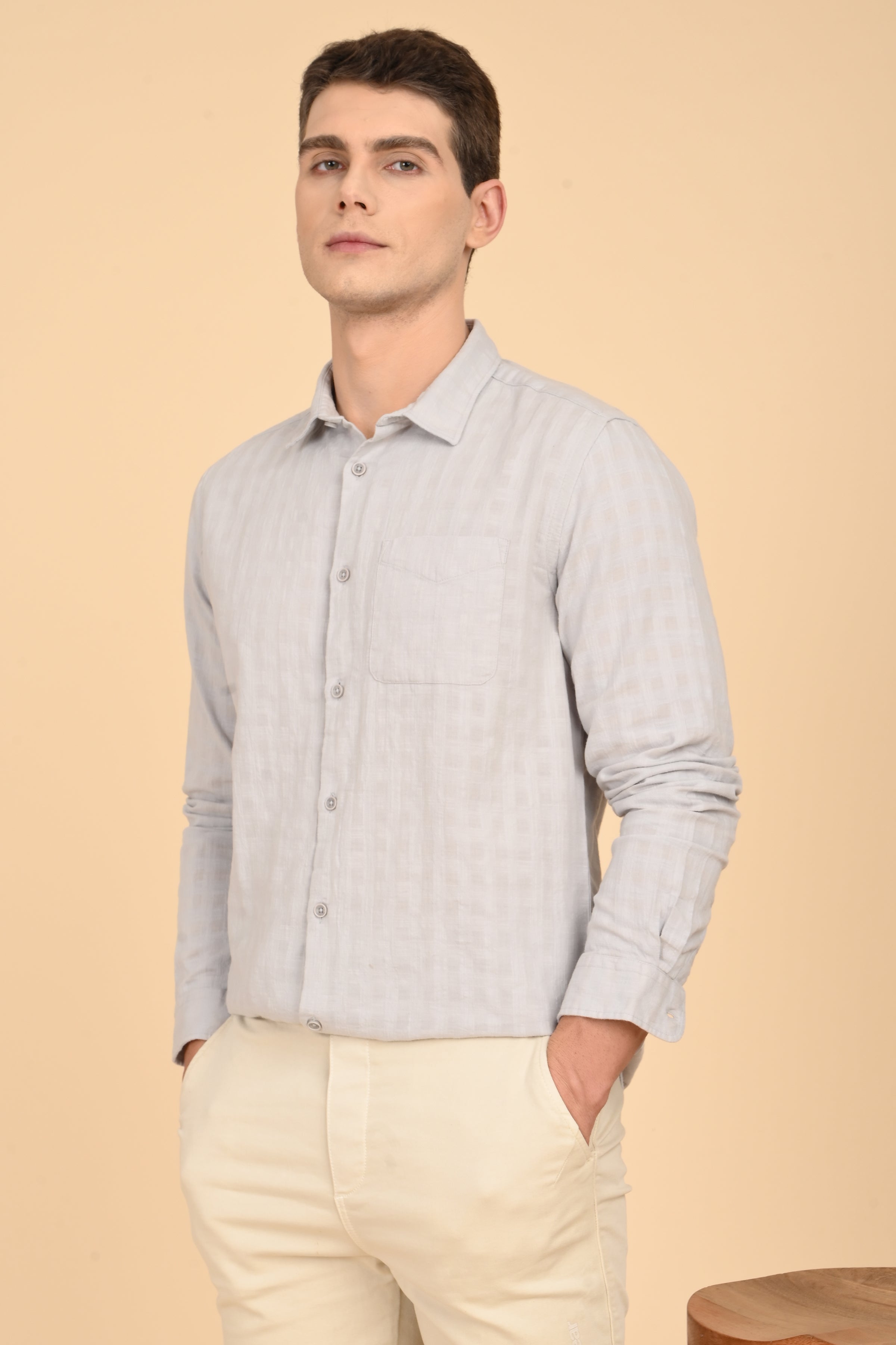 Men Milon Structured Slub Solid Shirt Lt Grey