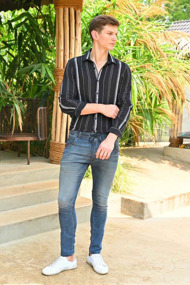 Men Textured Striped Shirt