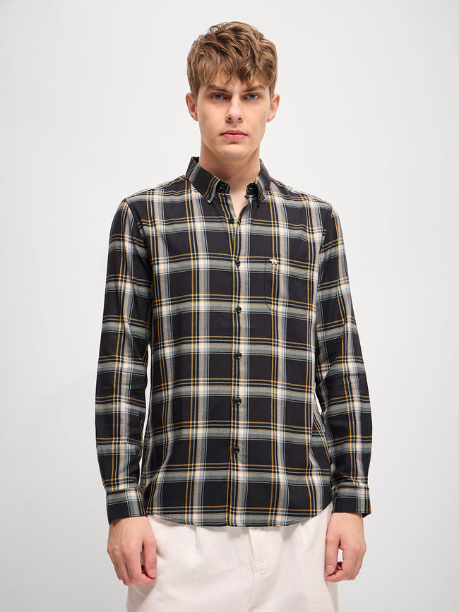 Men Black Checked Slim Fit Casual Shirt