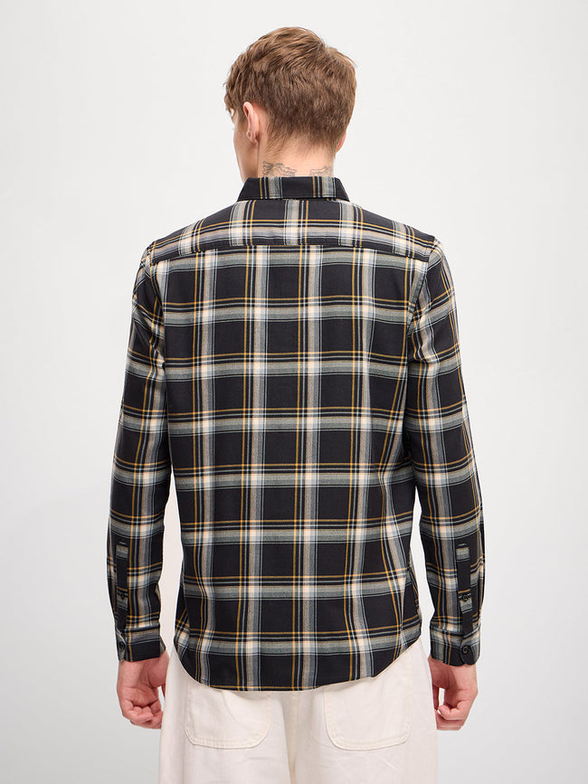 Men Black Checked Slim Fit Casual Shirt