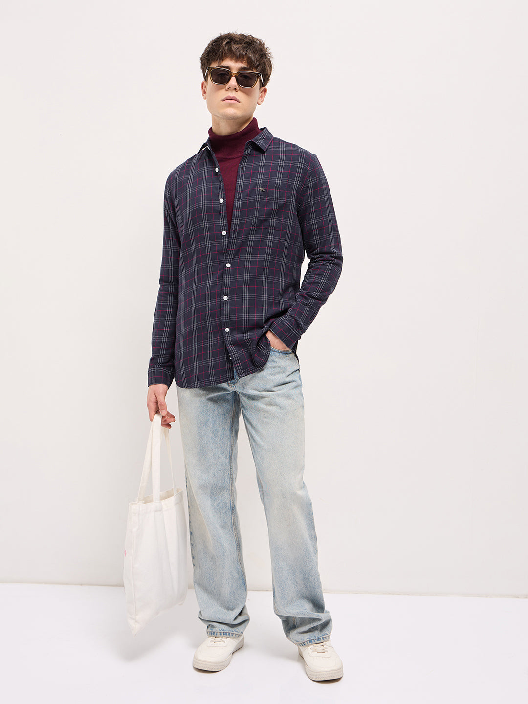 Men Navy Checked Slim Fit Casual Shirt