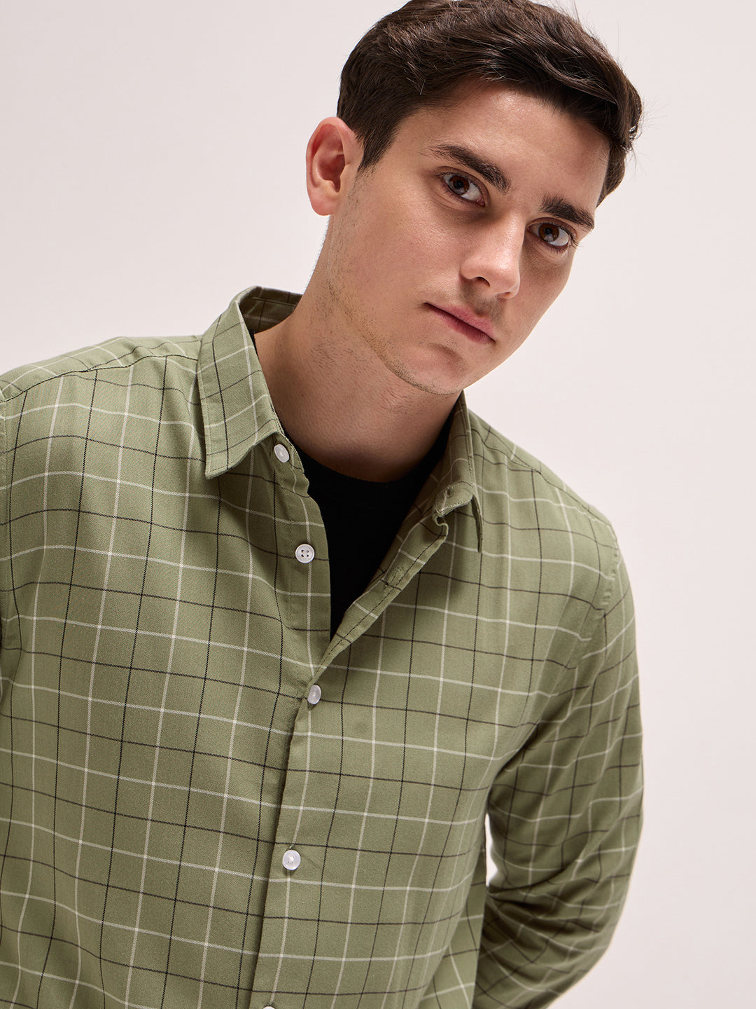 Men Green Checked Slim Fit Casual Shirt