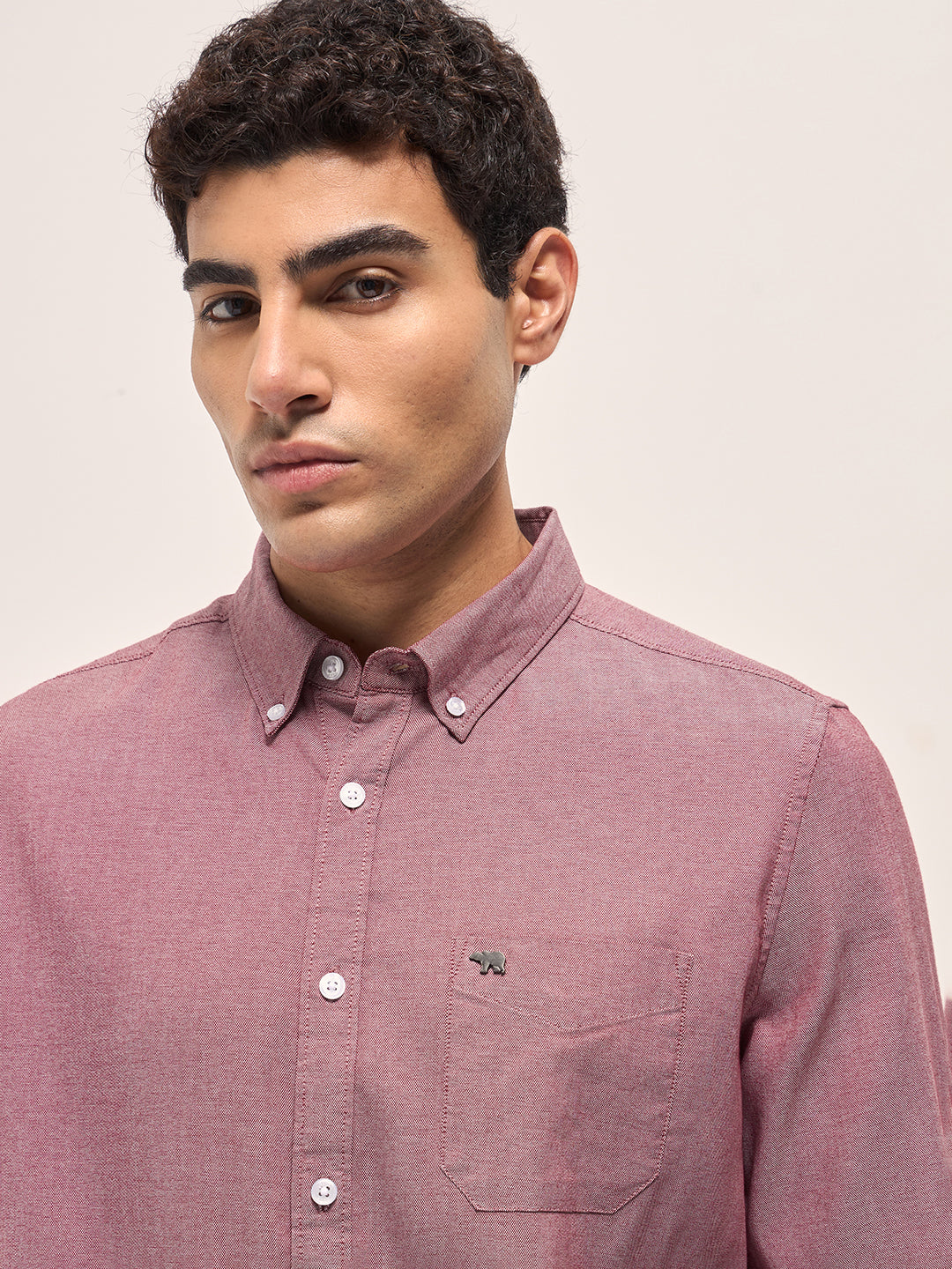 Men Red Solid Cotton Blend Slim Fit Casual Shirt