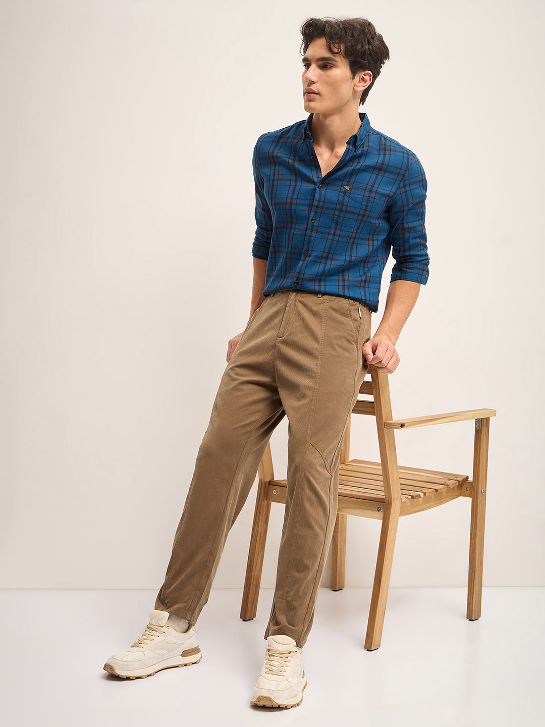 Men Blue Checked Slim Fit Casual Shirt