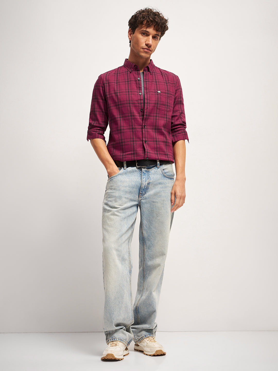 Men Red Checked Slim Fit Casual Shirt