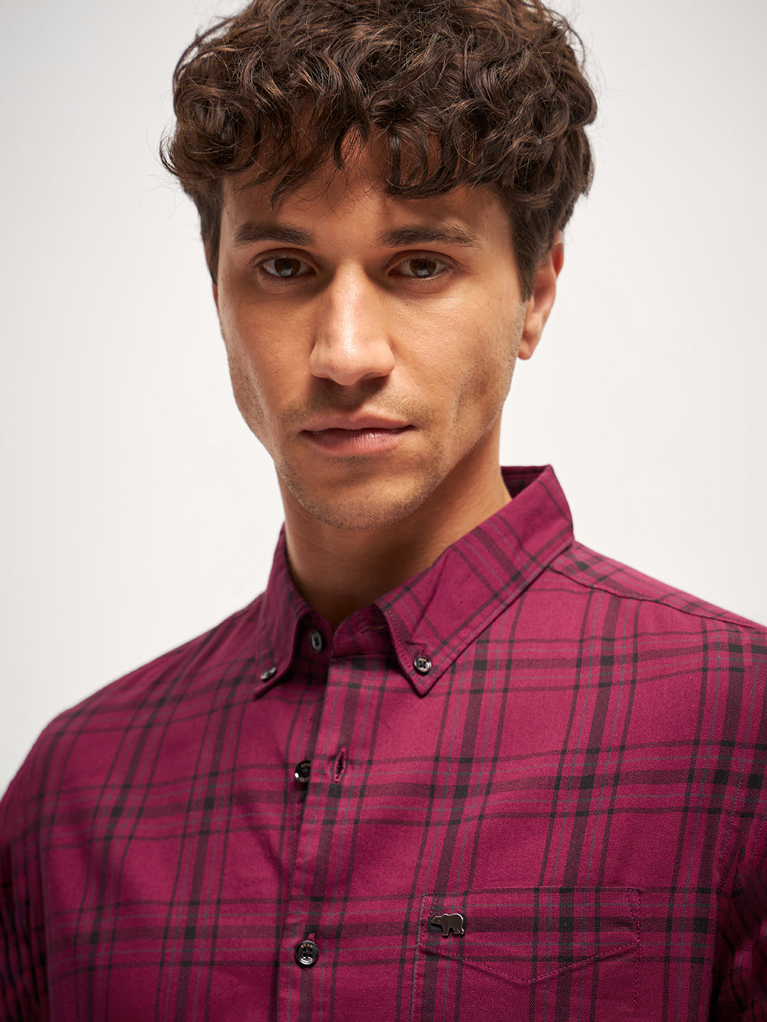 Men Red Checked Slim Fit Casual Shirt