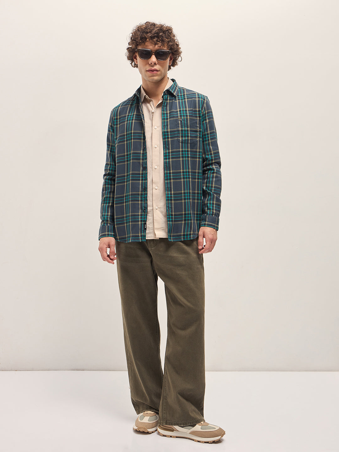 Men Multi-Color Checked Slim Fit Casual Shirt