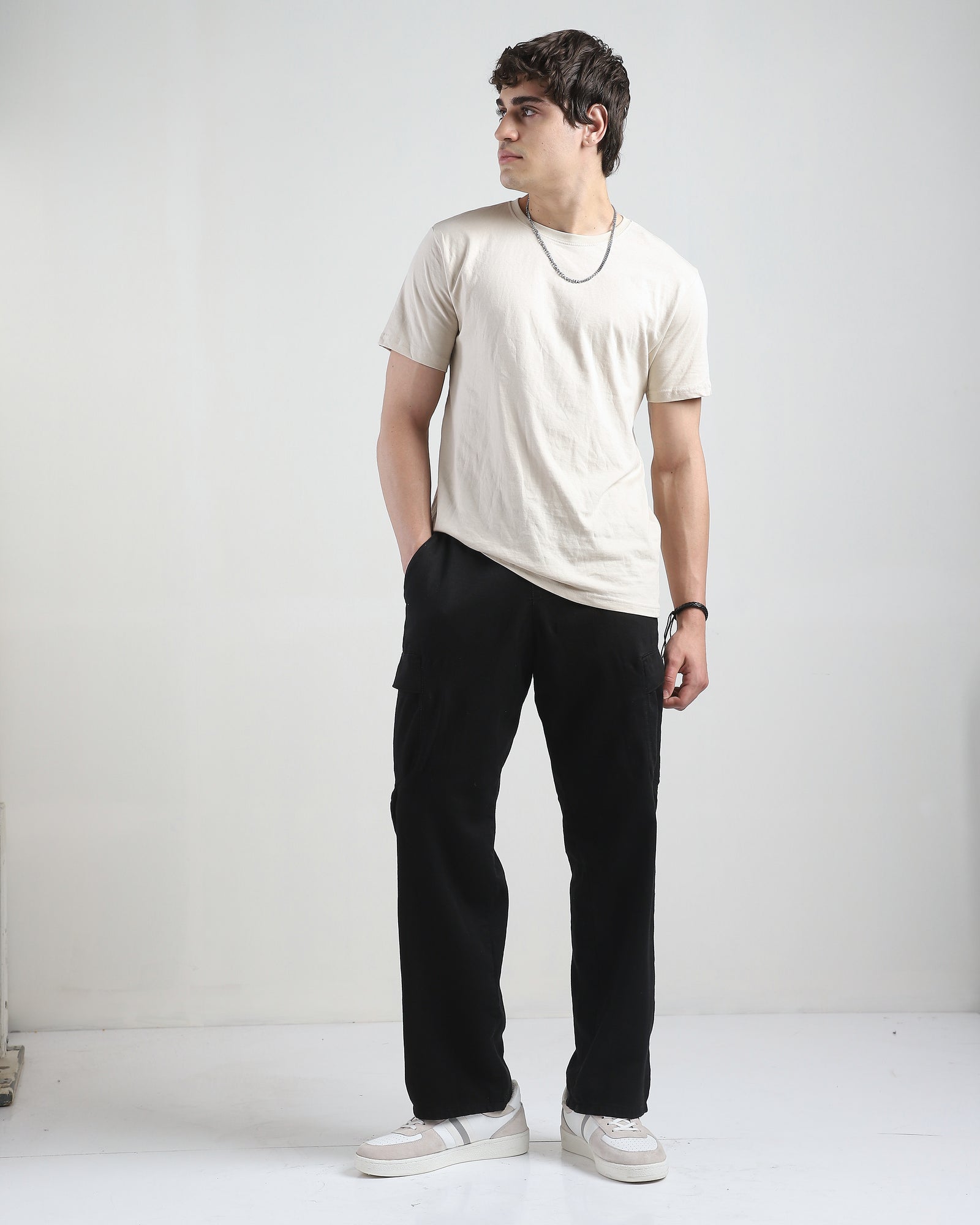 Men Black Cotton Blend Cargo Pants with 6 Pockets