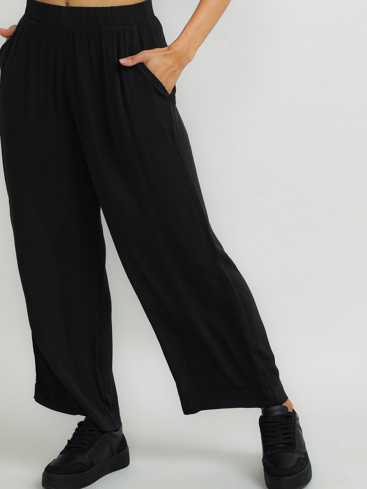 Women Viscose Black Straight Pants