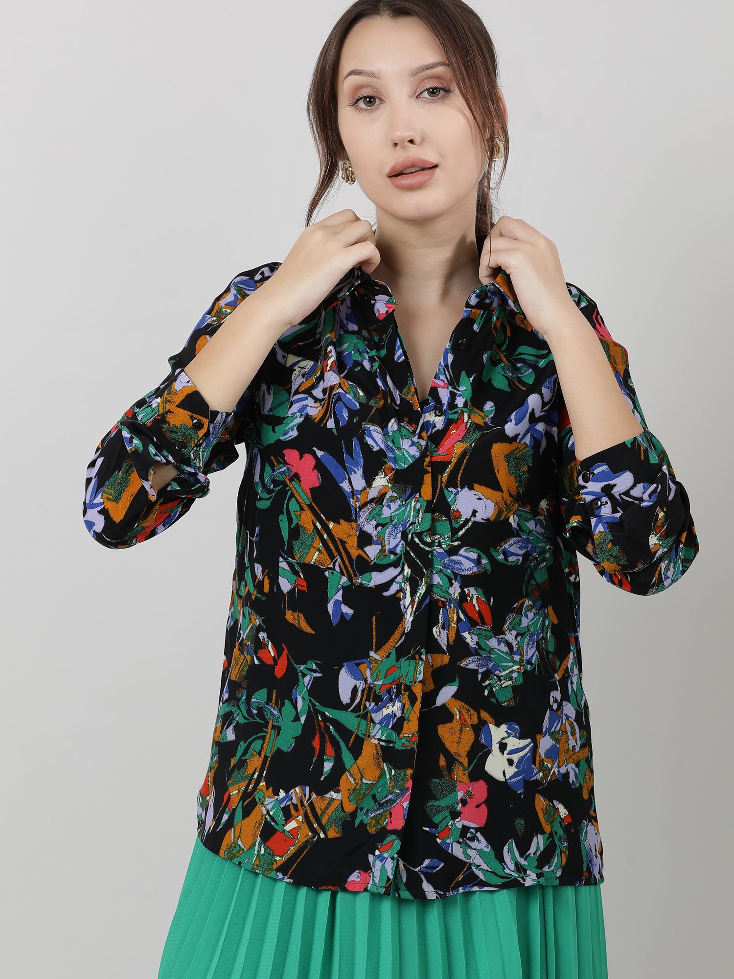 Women Viscose Black Printed Shirt