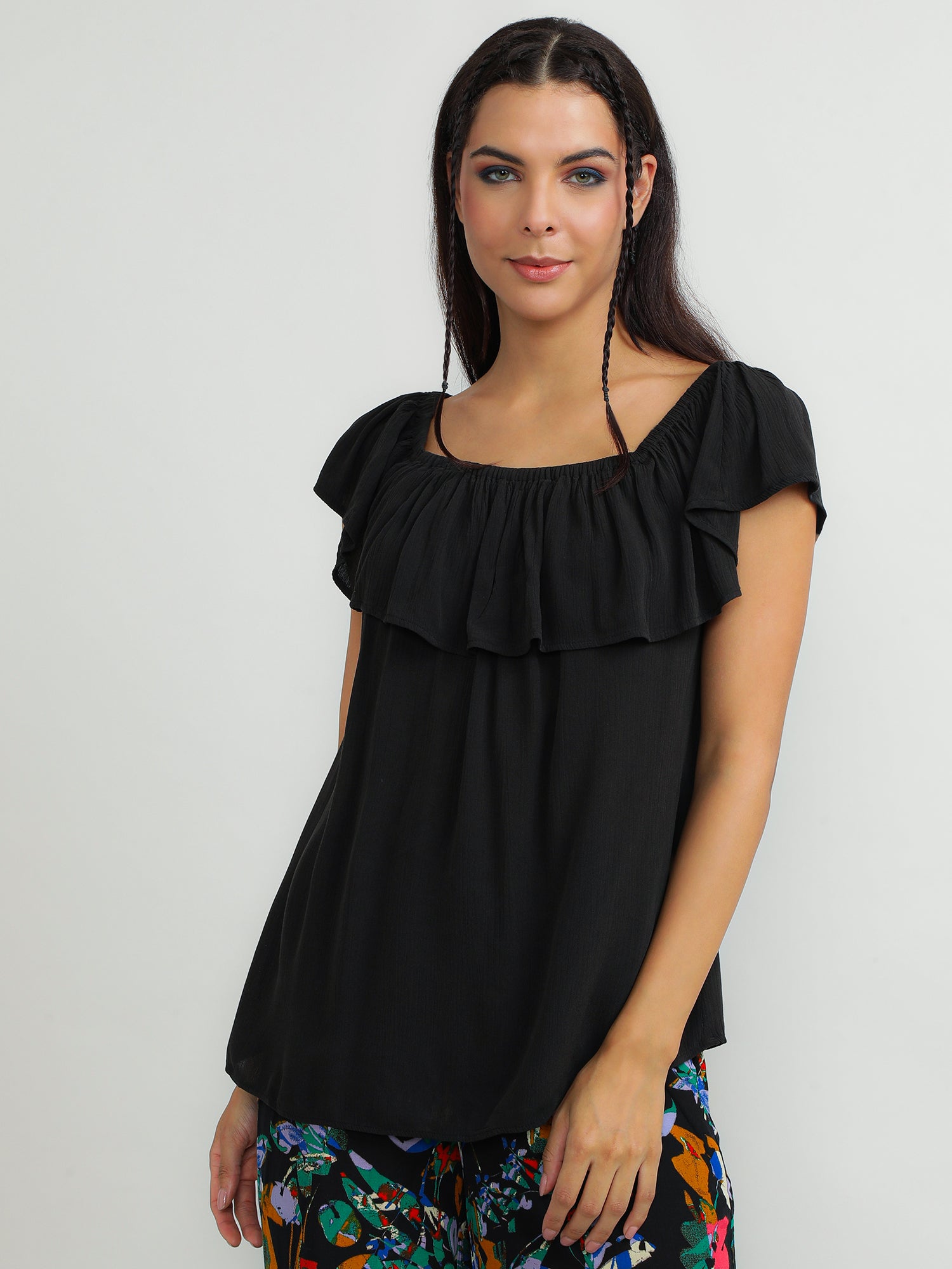 black simple top