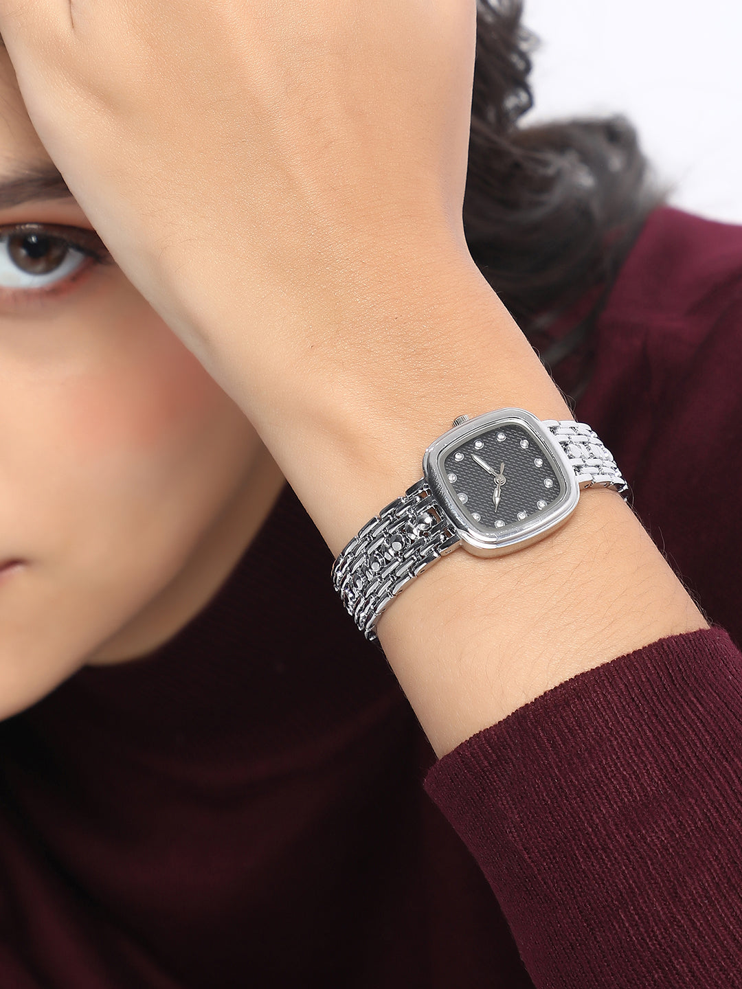 The Amun Square Watch - Metallic Silver
