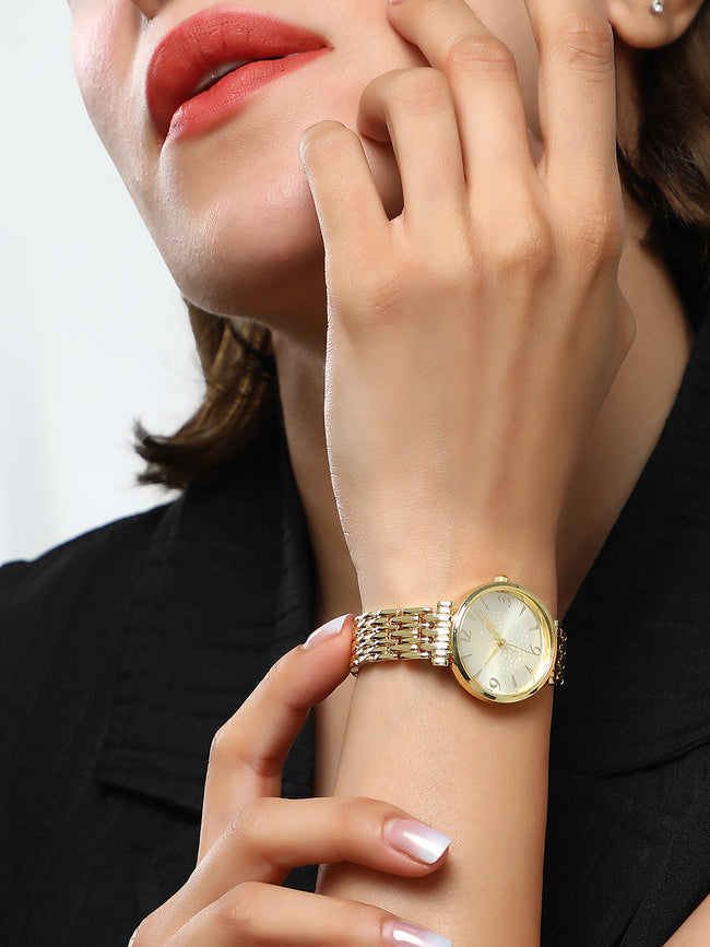 The Noe Round Watch
