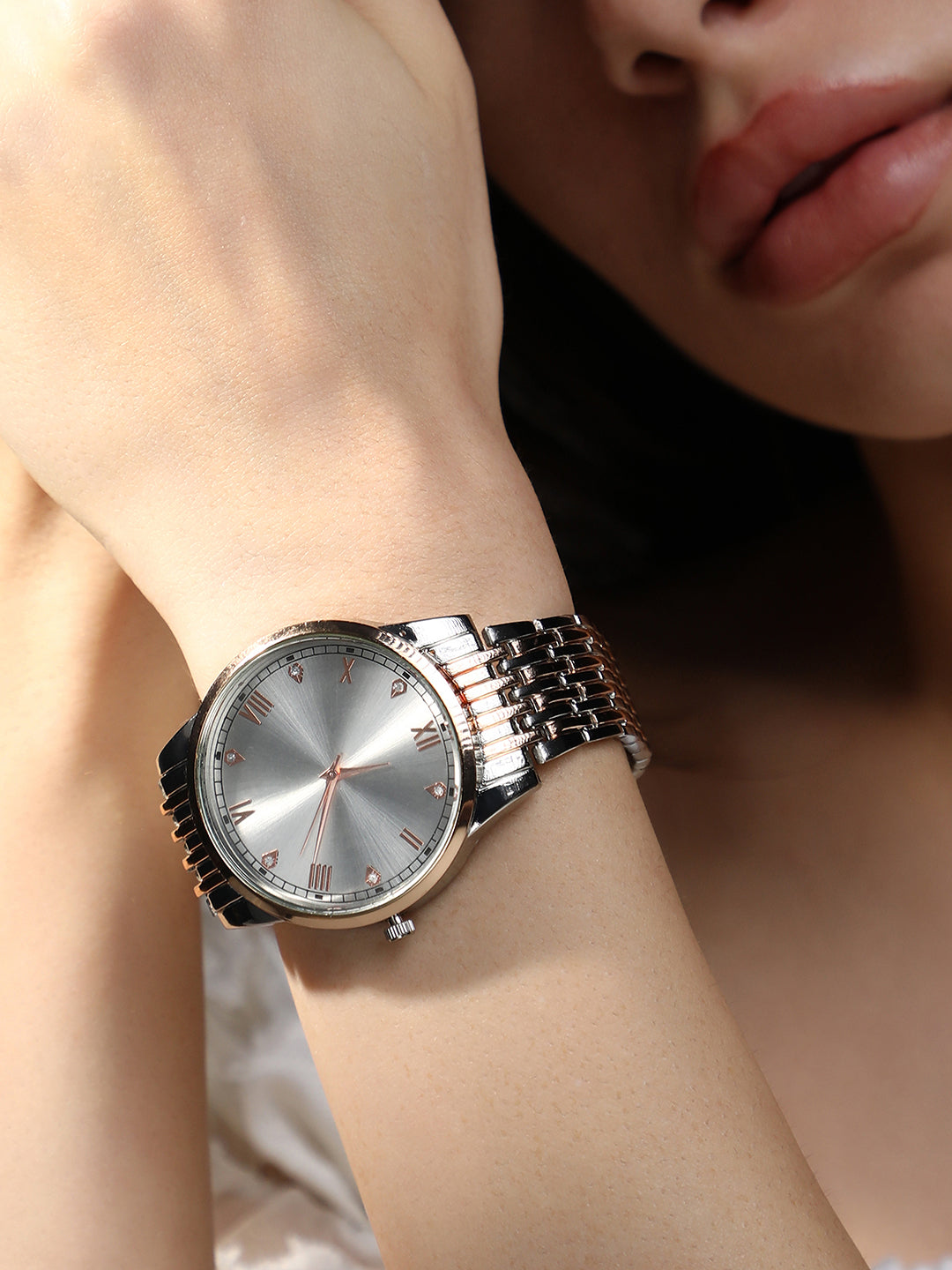 The Roman Daytime Round Watch