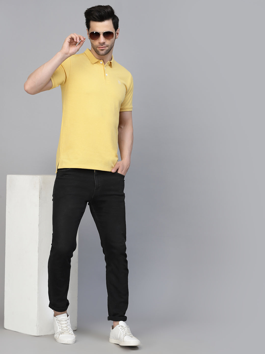 Men Cotton Fabric Solid Half Sleeves Polo T-Shirt