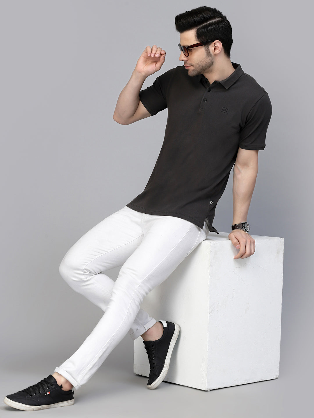 Men Cotton Fabric Solid Half Sleeves Polo T-Shirt