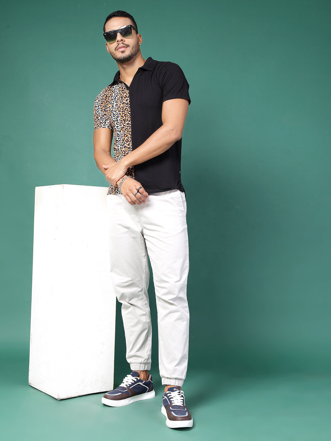 Men Animal Solid Colorblock Polo T-Shirt