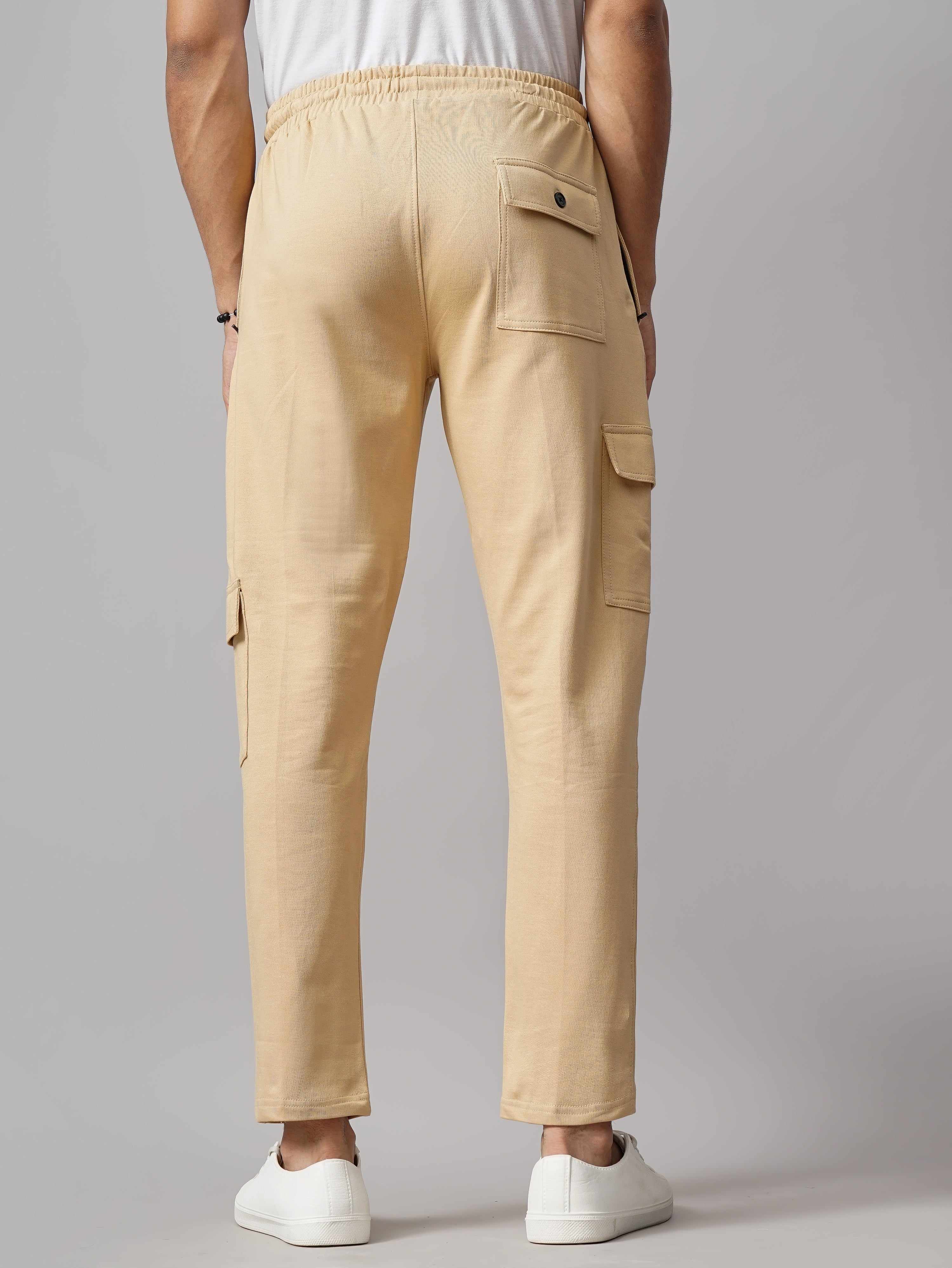 Men Offset Cream Knitted Cargo Pant