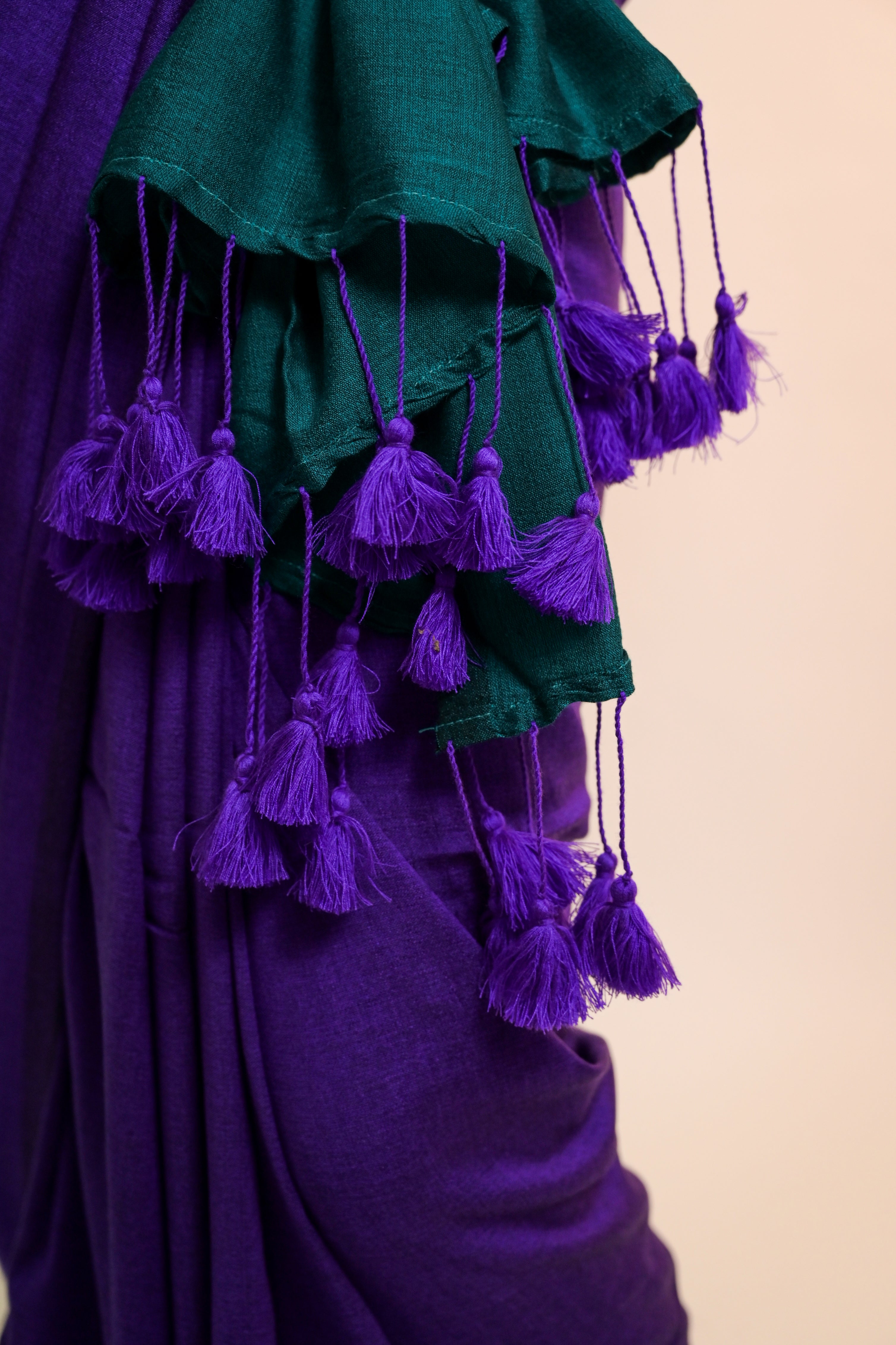 Hawa Hawai Purple Handloom Cotton Acrylic Saree