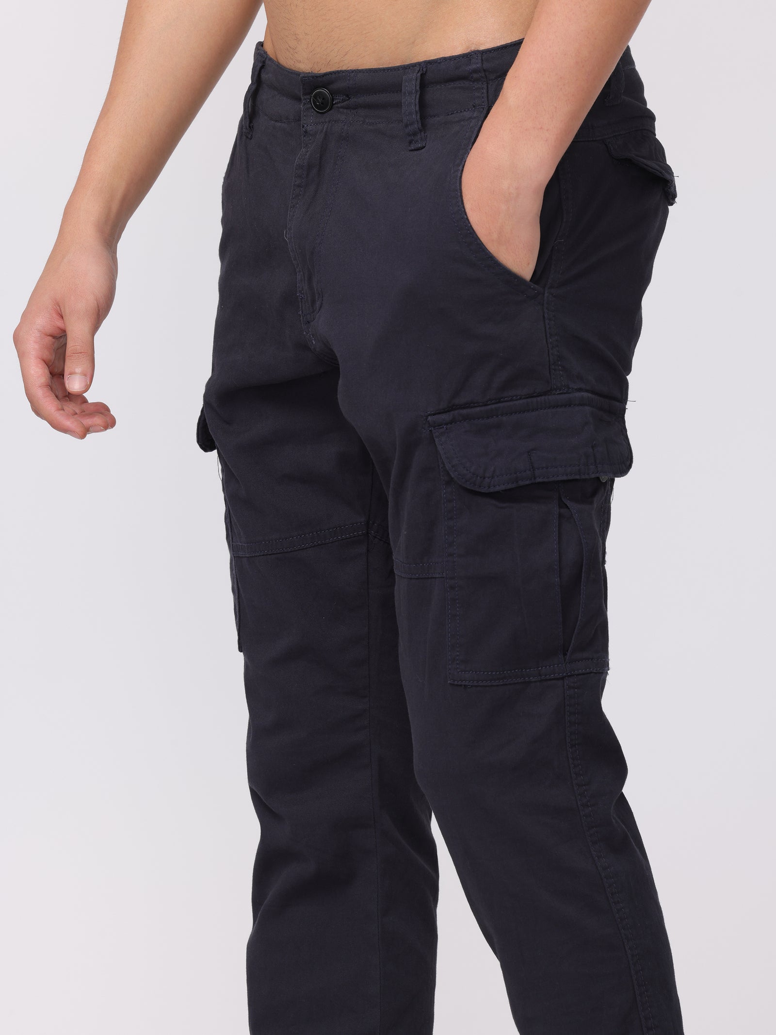 Men Black Regular Fit Cargo Pants