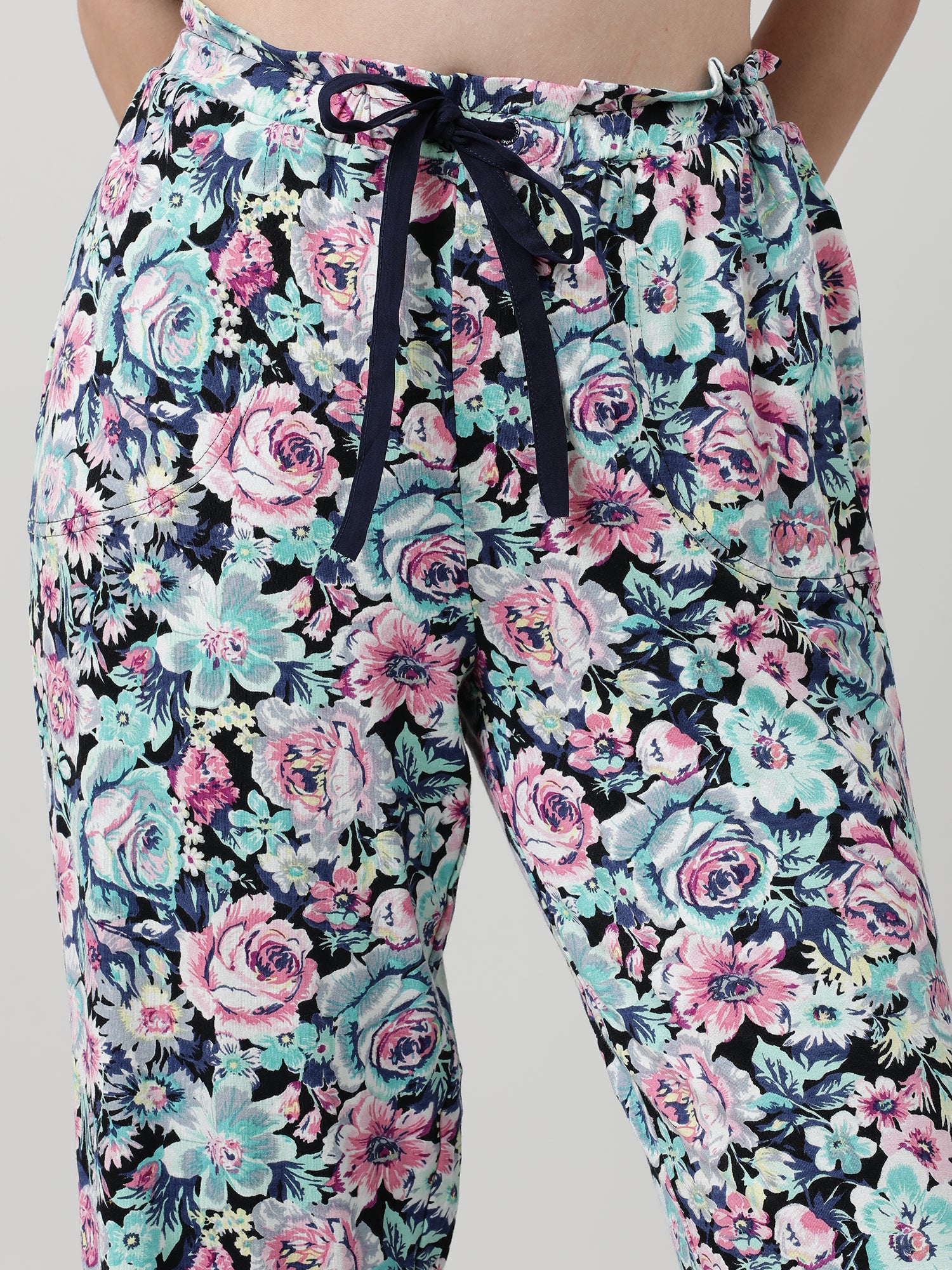 Women Green Floral Print Lounge Pants