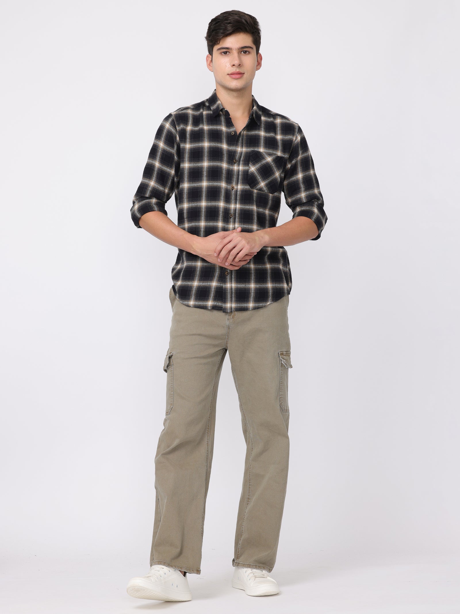 Men Washed Olive Straight Fit Cargo Pants