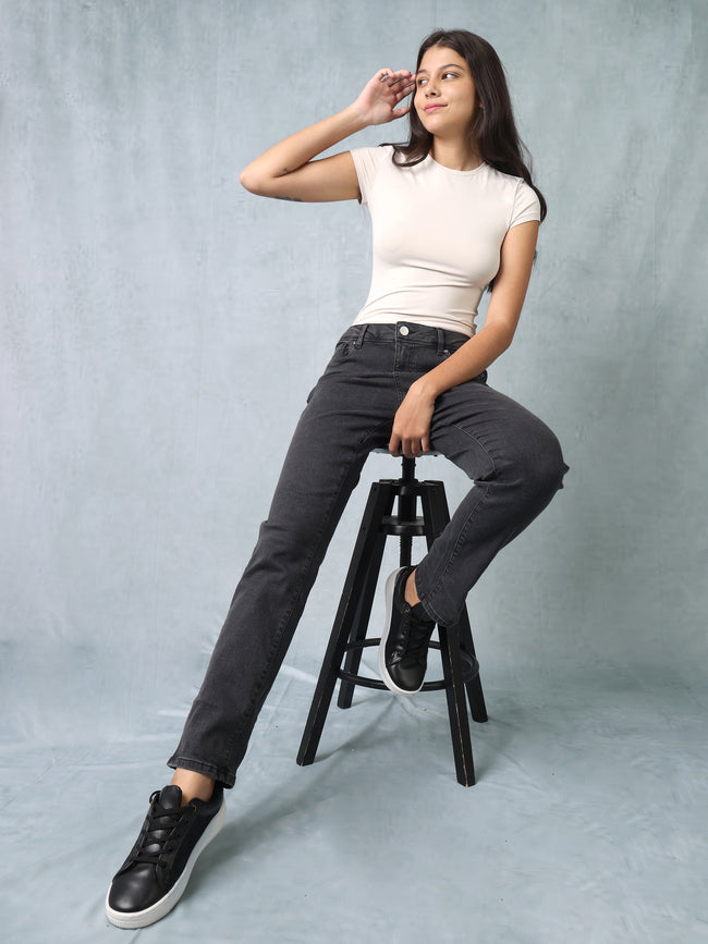 Women Black Straight Fit Jeans