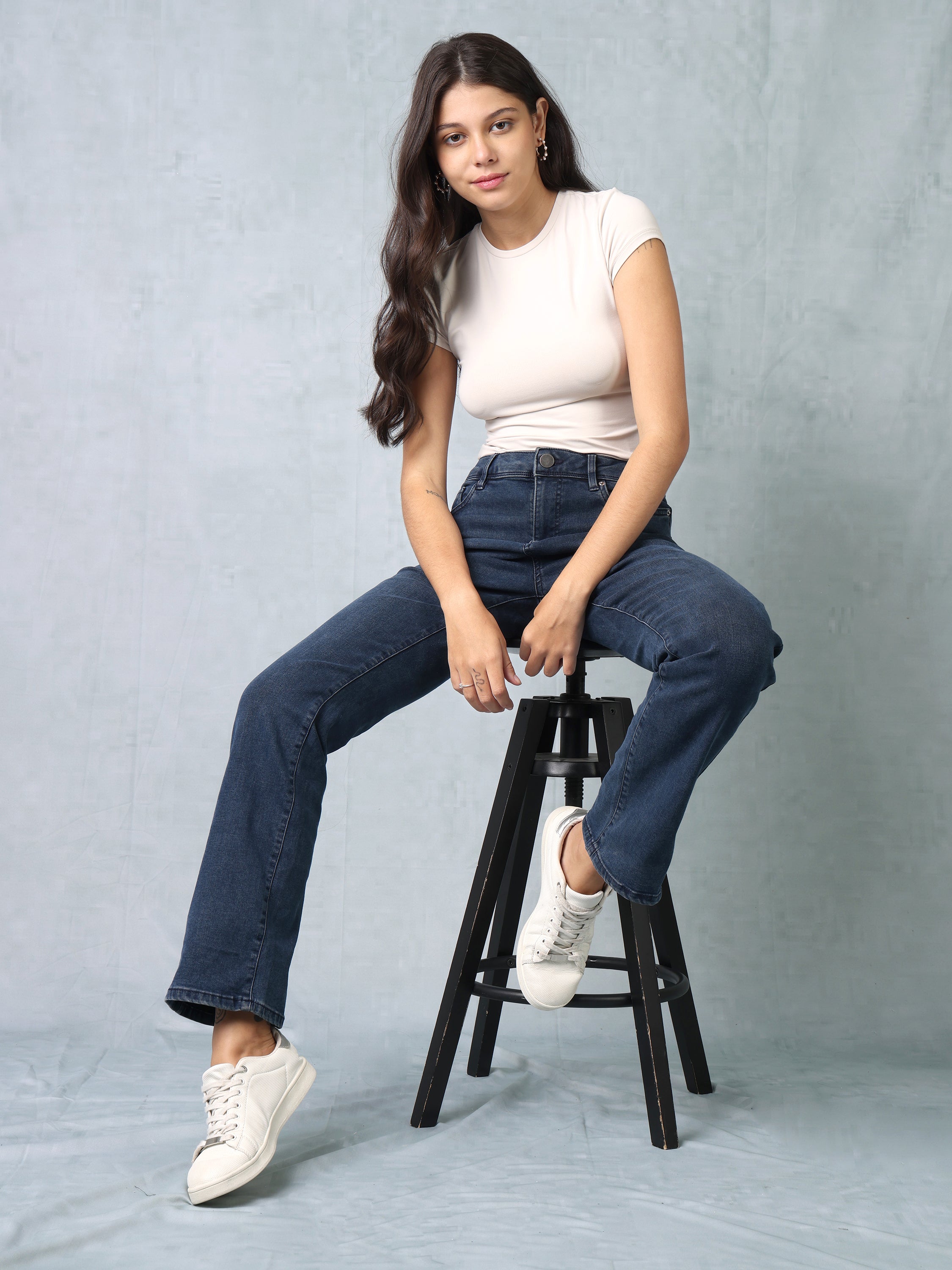 Women Blue Straight Fit Jeans