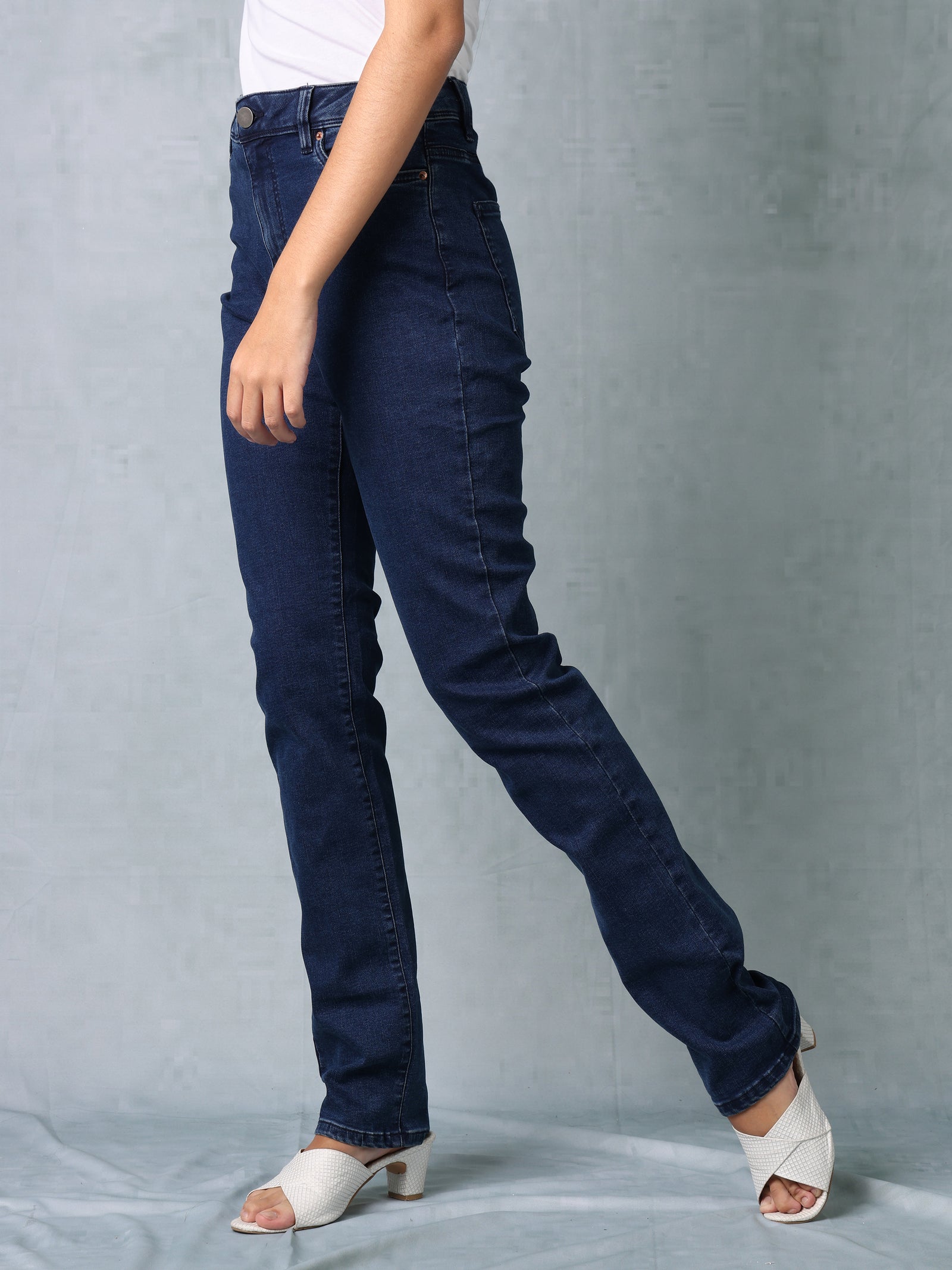 Women Indigo Slim Fit Jeans