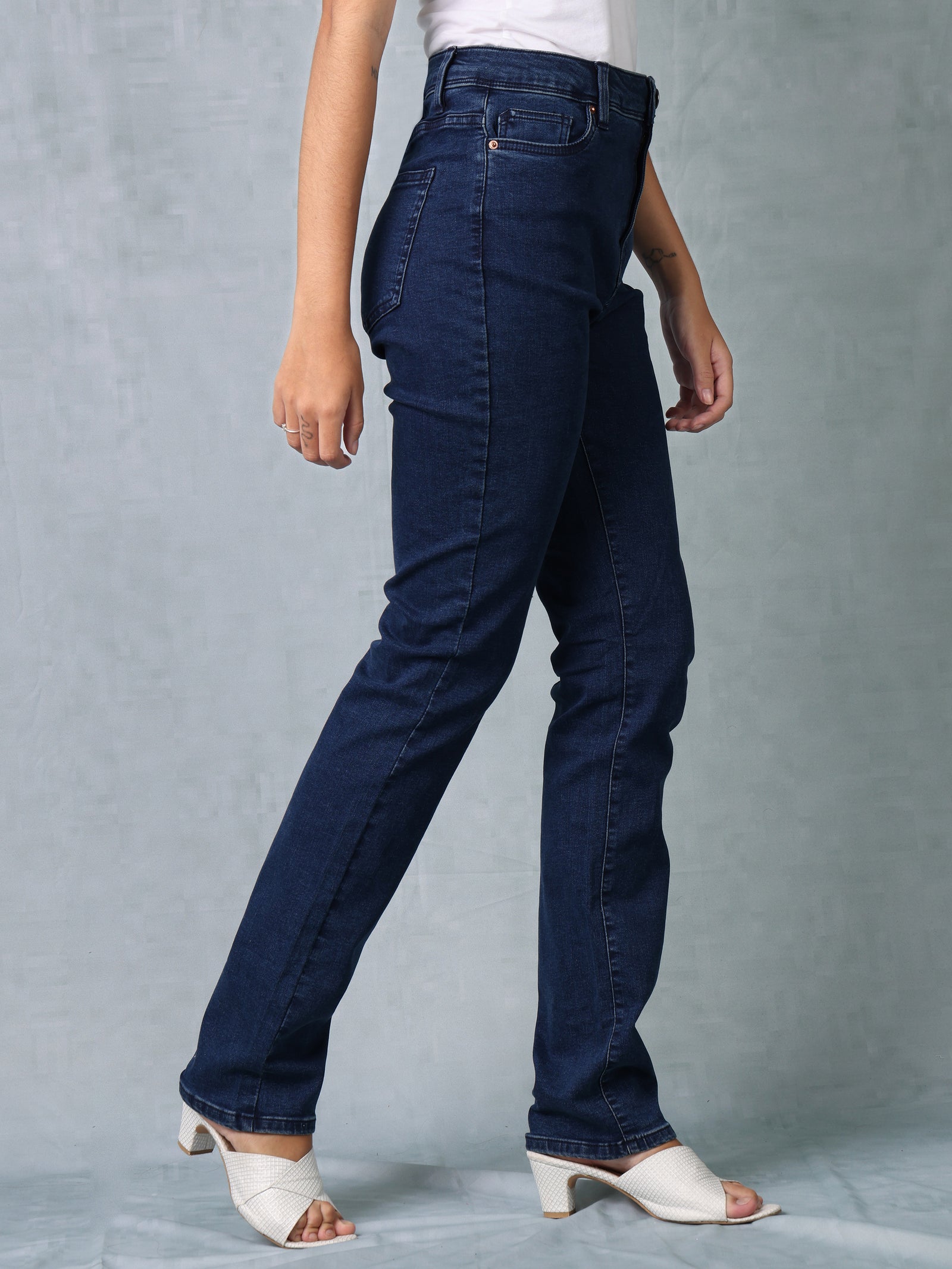 Women Indigo Slim Fit Jeans